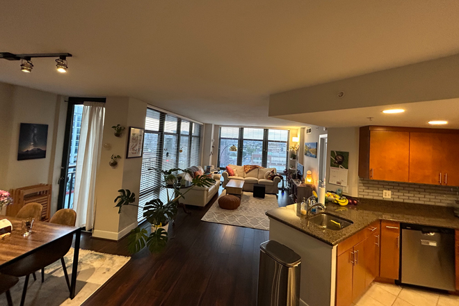 Open-concept living room - Furnished Master in 2 bed/2 bath corner unit