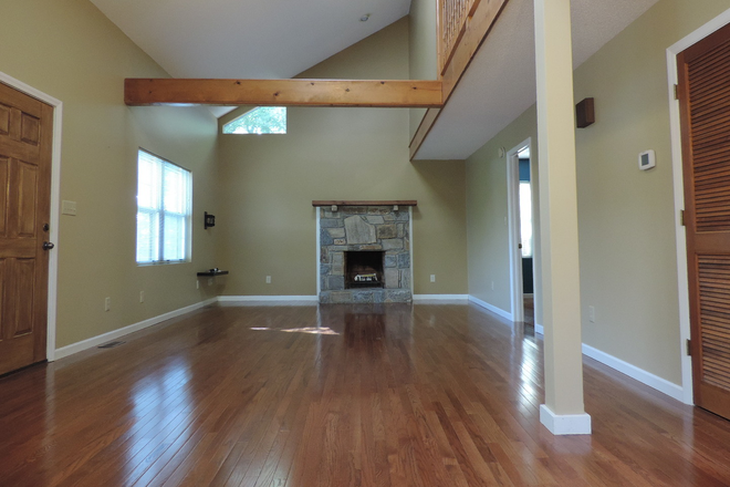 Photo - 3/2 in Teaberry Hills With Long-Range Views From The Wrap Around Deck! House