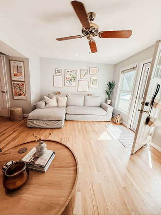 open concept den, dining, and kitchen - Remodeled Townhouse in Avondale, Close to Downtown Charleston