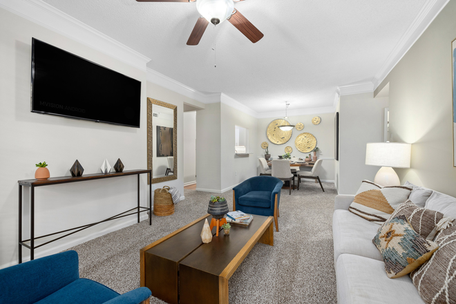 Living/Dining - MAA Pleasant Hill Apartments