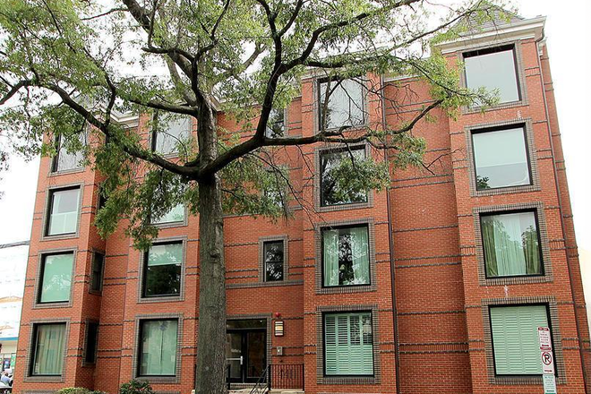 The Josephine Condo - Modern 2BR/2BA Penthouse w/ Parking. Near Shaw Metro, Whole Foods & Restaurants! Avail