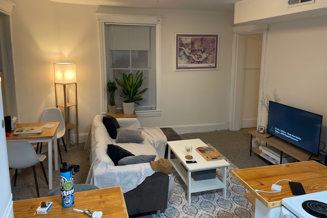 Living room - Bedroom in 2br on O st