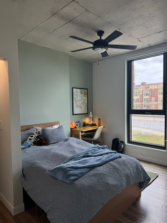 Bedroom A - Close to Campus! Bedroom for Spring 2026 Sublease at Hub Cincinnati