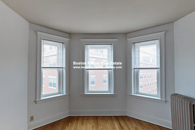 a - Big apartment!