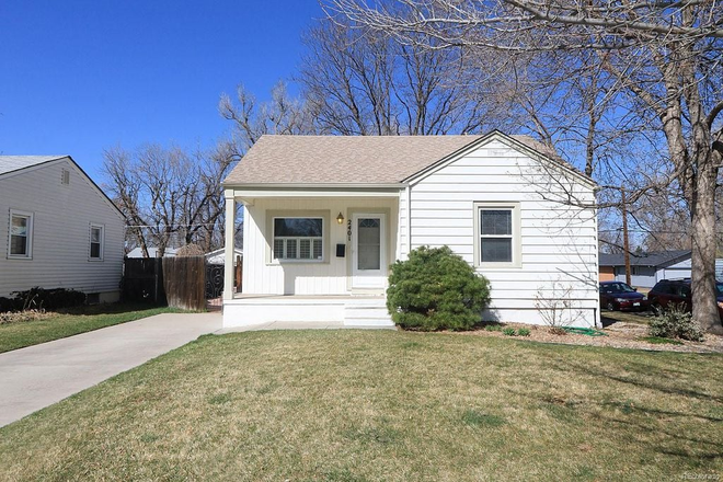 Photo - 2401 S Gilpin St Apartments