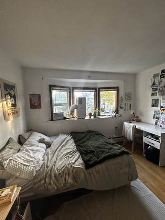 Bedroom - House close to campus