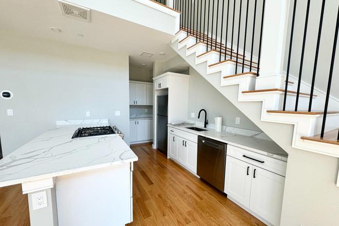 living - HUGE RENOVATED 4 BED/3 BATH WITH IN-UNIT LAUNDRY, NO BROKER FEE! 9/1/26!