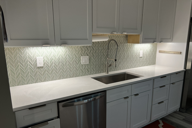 Kitchen - Charming Lowcountry Home for Rent