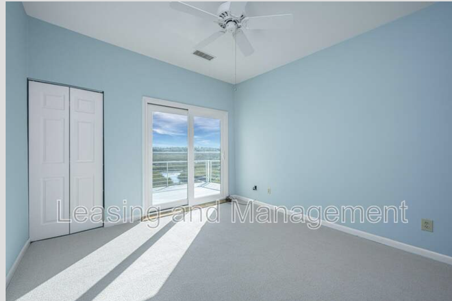 bedroom - 3BR Condo Unit in Folly Beach