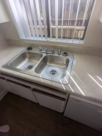 Sink - Park West Apartments