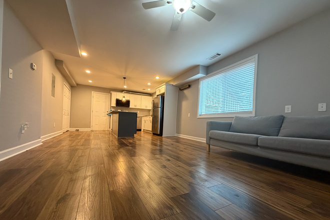 Open concept family room - Modern Decatur 2 BR / 1 BA | 1 Mile to Emory | Huge Patio Triplex
