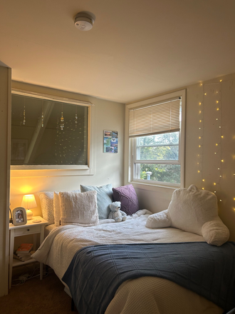 Upstairs bedroom 2 - 2 Bedrooms for Spring 2026 Sublet at Puffton Village Apartments