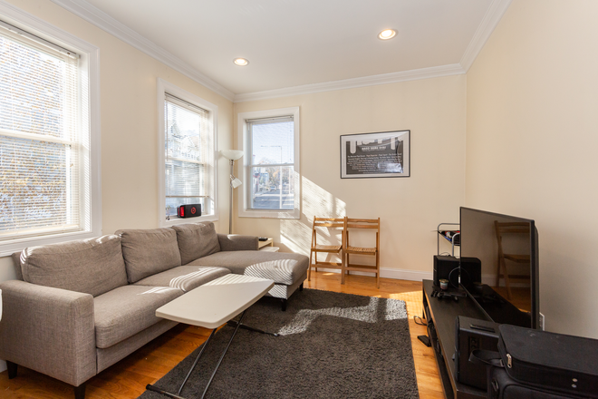 Call call or text Arezou at 617-584-7817 - Spacious 4 bed 2 bath unit with AC and in unit Laundry available 9/1!!! NO BROKER FEE!!! Apartments