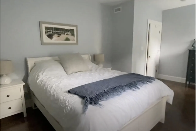 Bedroom - Large Bedroom Available – Medford (Near Tufts) – $1,266/month
