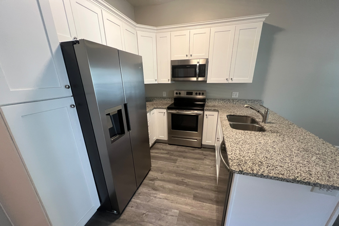 Kitchen - 2 Bed/1 Bath Duplex Duplex