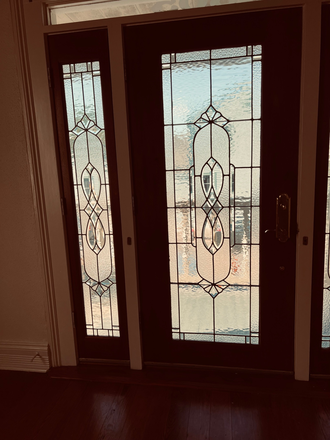 Entry - Audubon Park Traditional Styling. High Ceilings. Hardwood Flooring.Upstairs Unit. Duplex