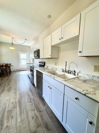 Kitchen - 240 State Street Apartments