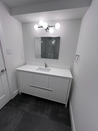Washroom #2 - 3 Bedrooms available - Fully renovated apartment, Bloor & Bathurst, room starting from $1,000-$1,200
