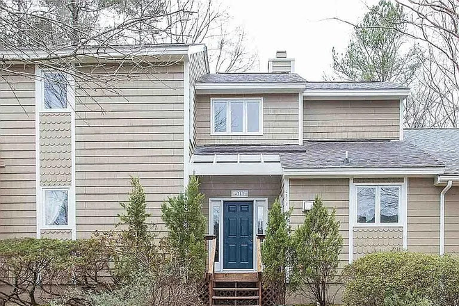 Street front - Five Oaks Townhouse in quiet, safe neighborhood