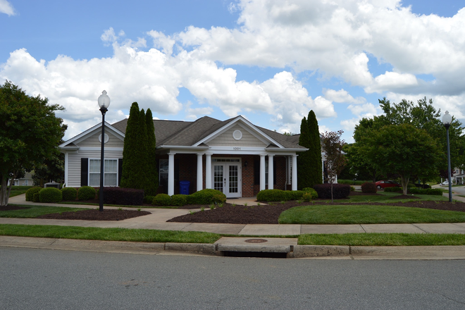 Clubhouse - Warm and Welcoming Townhome Community in Mebane. 3 miles from 85/40 - 27 miles from campus