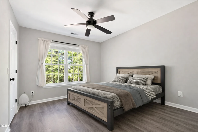 Bedroom - FURNISHED NCSU STUDENT HOUSING – TOWNHOME ROOM RENTAL WITH PRIVATE BATHROOM ($850/room)