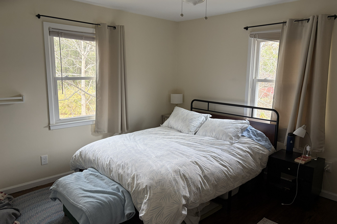 Bedroom 1 - 3BR apt-N.Harrison St-Princeton