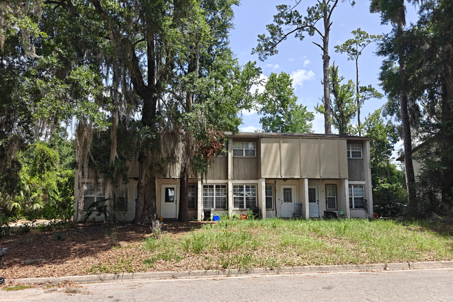 Outside Street View - Tumblin Creek, 620 SW 10th Lane, Unit 4