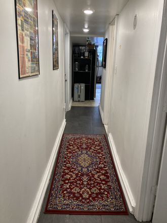 Call NOW for showings! 617-236-8600 - CHISWICK RD - *NO FEE* LRG MODERN GRDN LVL 3BR/1BA AVAIL *9/1/2026* W/ H&HW INC, W/D IN UNIT, PRKNG