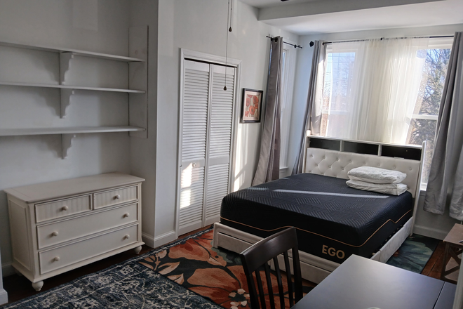 Closet and Cabinets and Under Bed Storage! - $850-LARGE-PRIVATE-STUDIO- FURNISHED STUDIO -w/ Kitchenette & Private Bathroom-Lovely!