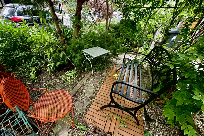 Perennial garden with its own "room" - Furnished 3 Bedroom Leslieville Home