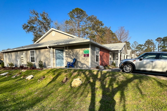 Photo - 2166 - Magnolia Manor Apartments