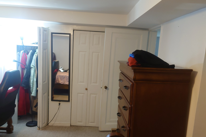 Large room available Jan 1 - Central location Large basement 4br 2 bathroom