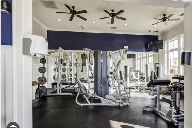 Gym - 4 x 4.5 Commons (Female Only)