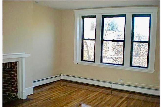 Call NOW for showings! 617-236-8550 - COMM AVE - *NO FEE* MODERN X-LRG 5BR/1BA FOR *9/1/2026* W/ HW INC, LNDRY IN BLDBG, EIK, DW, DECK! Apartments