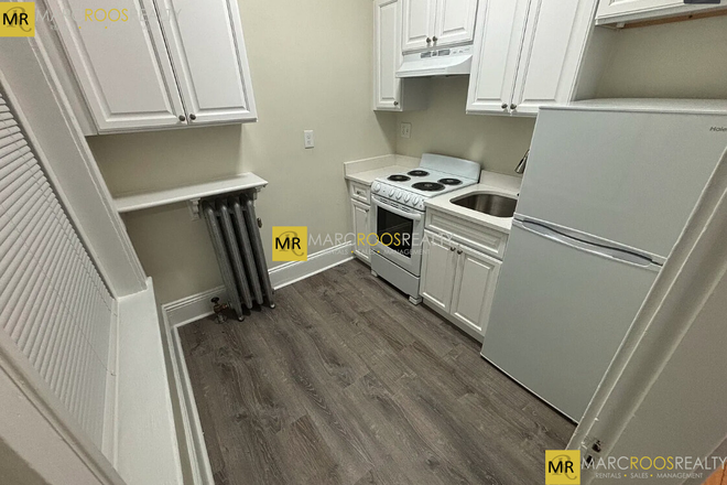Call NOW for showings! 617-236-8600 - HEMENWAY ST - CUTE & UPDATED *NO FEE* STUDIO IN SYMPHONY FOR *1/1/2026* W/ H&HW INC, LNDRY IN BLDNG Apartments