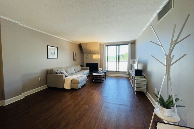 Living room - 59 Brainerd 1b1b with garage parking included