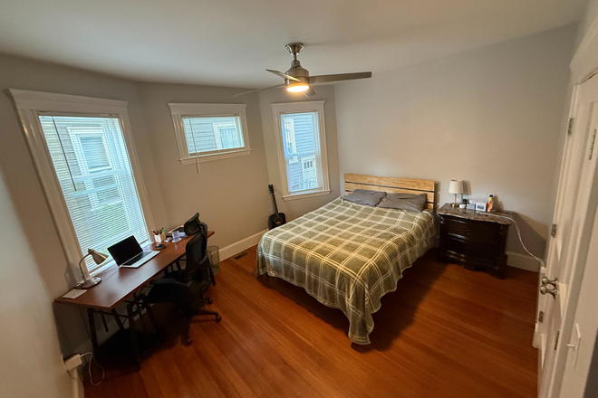 Bedroom - Room for rent in charming house in JP