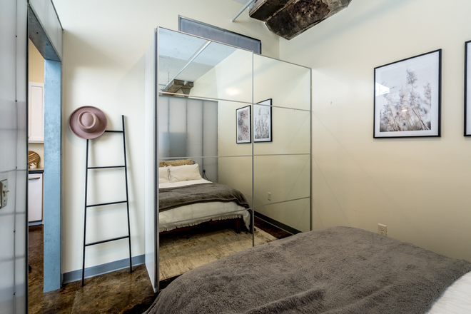 built in closet in bedroom - Ice House North - Downtown!