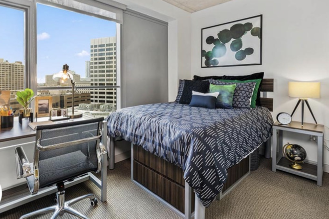 Bedroom - 2 BEDROOM 2 BATH ON CAMPUS Apartments