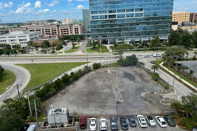 View from the apartment - Ashley House/Close to Campus
