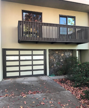 Outside/Balcony - 2138 Derby Street