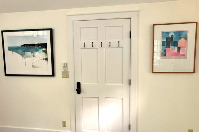 - Lovely home in a lovely rural setting - 15 minutes from Amherst