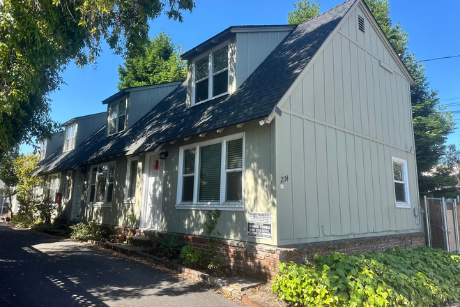 - 2114 Ward Street LLC