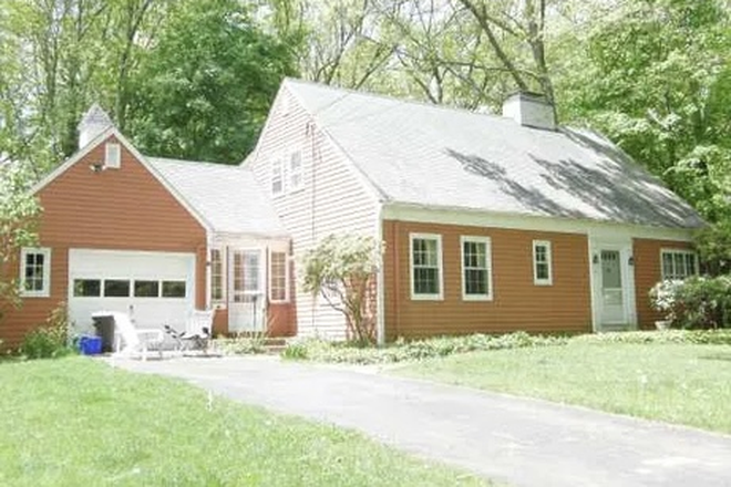 Outside Street View - Private Room in Storrs – 5 min walk to UConn Campus! ($850/mo)
