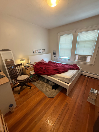 - - FOUR BED PRIME LOCATION TUFTS HOUSING 6/1/2027 Apartments