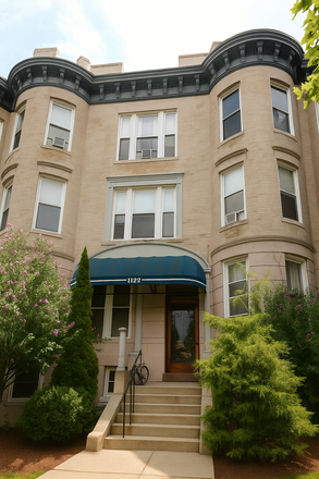 1 - BU West Campus Large 3 bedroom close to Green Line and West Campus Avail 9/1/26