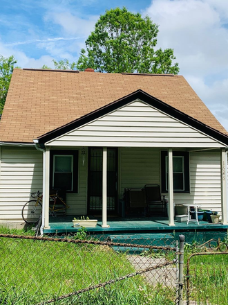 - 2 Bedroom 1 Bath House
