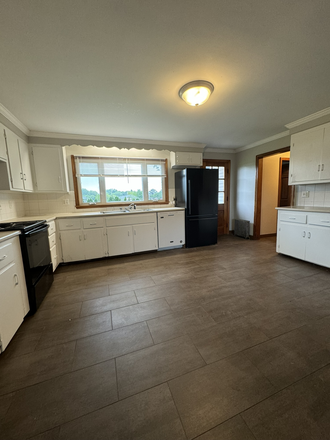 Kitchen - 174 Russell Street House