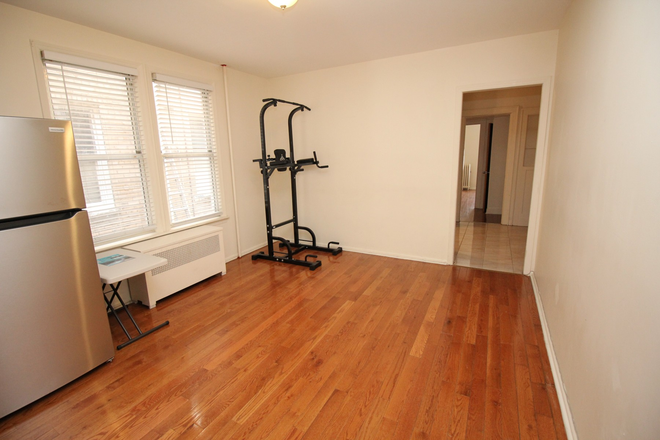 Living Room - $890 / 1BR in 3BR Apt – Share with NYU Grad Student & Alumnus at a nice community