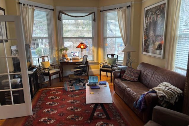 Living room - Free room in house in Brookline